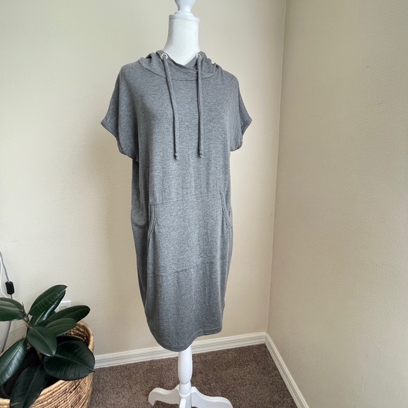 Sen Collection Stretch hooded sweatshirt dress 2 medium - Picture 1 of 13